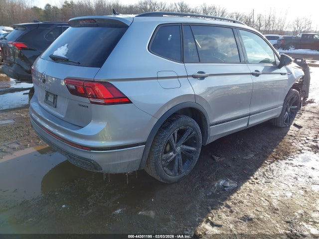 Продаж на аукціоні авто 2023 Volkswagen Tiguan 2.0t Se R-line Black, vin: 3VV8B7AX1PM072772, номер лоту: 44301195
