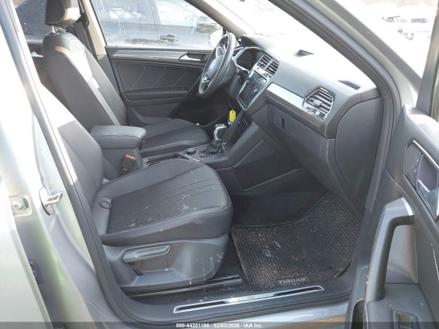 Продаж на аукціоні авто 2023 Volkswagen Tiguan 2.0t Se R-line Black, vin: 3VV8B7AX1PM072772, номер лоту: 44301195