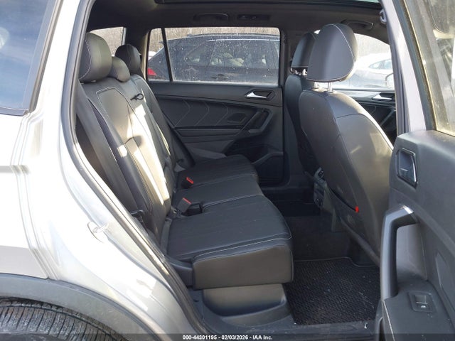 Продаж на аукціоні авто 2023 Volkswagen Tiguan 2.0t Se R-line Black, vin: 3VV8B7AX1PM072772, номер лоту: 44301195