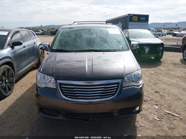 2C4RC1JG6GR200302 Chrysler Town &amp; Country Limited