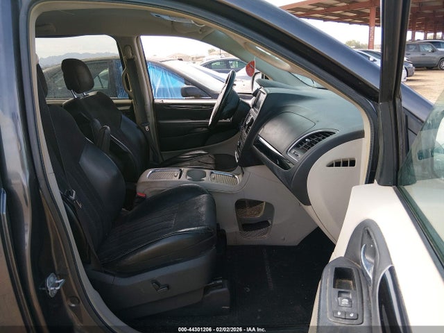 2016 CHRYSLER TOWN & COUNTRY 2C4RC1JG6GR200302 Photo 4