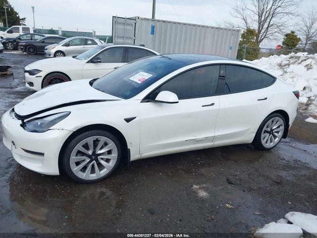 Продаж на аукціоні авто 2022 Tesla Model 3 Long Range Dual Motor All-wheel Drive, vin: 5YJ3E1EB8NF210062, номер лоту: 44301227