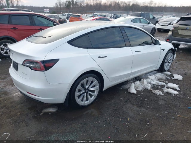Продаж на аукціоні авто 2022 Tesla Model 3 Long Range Dual Motor All-wheel Drive, vin: 5YJ3E1EB8NF210062, номер лоту: 44301227