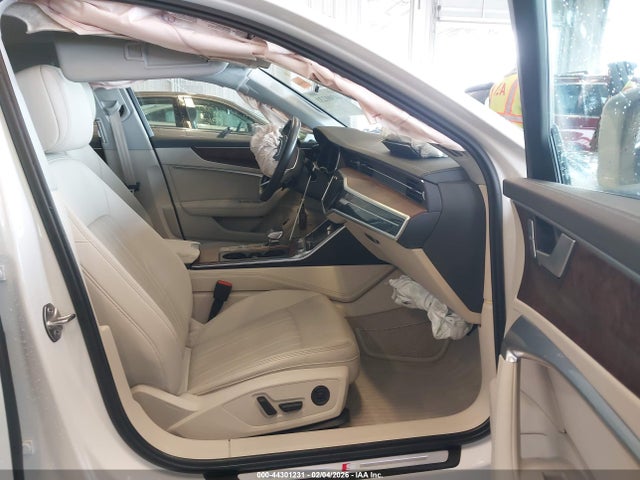 Продажа на аукционе авто 2019 Audi A6 55 Premium, vin: WAUL2AF25KN025369, номер лота: 44301231