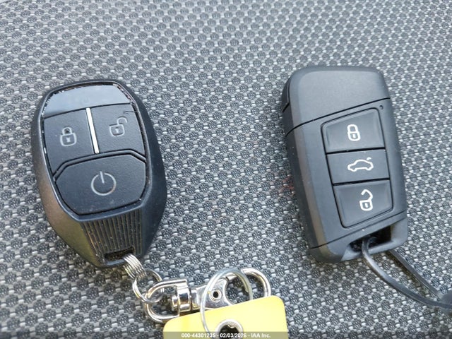 Продажа на аукционе авто 2022 Volkswagen Taos 1.5t S, vin: 3VVCX7B25NM086511, номер лота: 44301235