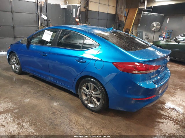 44301241 :رقم المزاد ، 5NPD84LF6JH224458 vin ، 2018 Hyundai Elantra Sel مزاد بيع