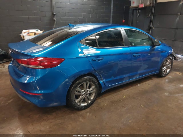 44301241 :رقم المزاد ، 5NPD84LF6JH224458 vin ، 2018 Hyundai Elantra Sel مزاد بيع