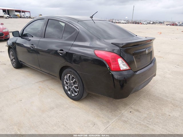 3N1CN7AP9JL803786 Nissan Versa 1.6 S+