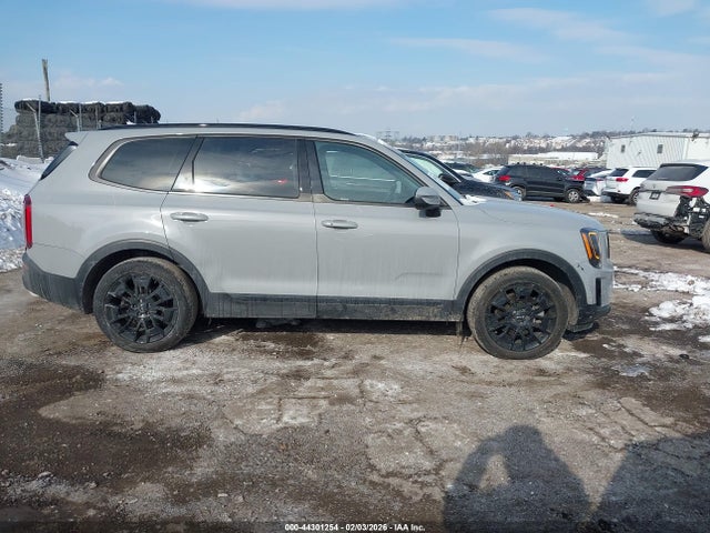 5XYP3DHC5NG214785 KIA Telluride Ex