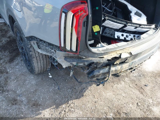 5XYP3DHC5NG214785 KIA Telluride Ex