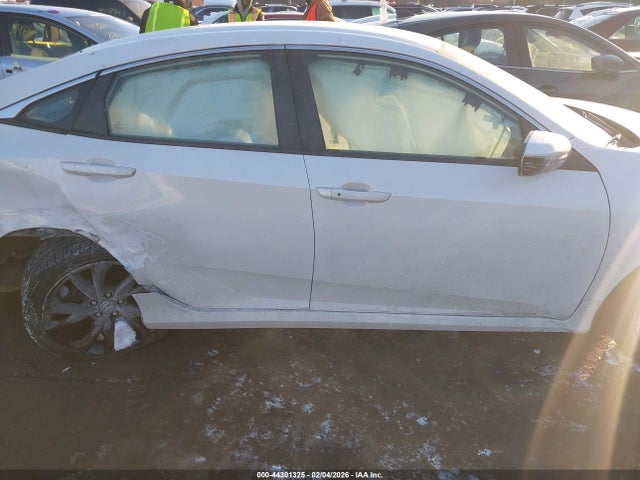 Honda Civic Sport 2019 2HGFC2E86KH521820 Image 13