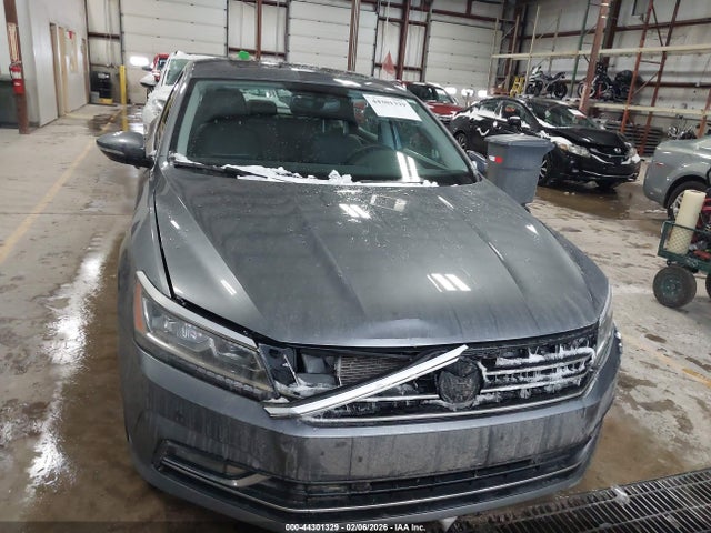 44301329 :رقم المزاد ، 1VWBA7A34JC044183 vin ، 2018 Volkswagen Passat 2.0t Se مزاد بيع