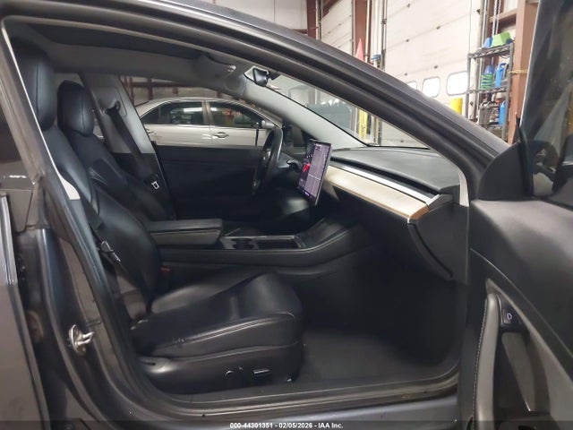 2021 TESLA MODEL 3 5YJ3E1EA3MF852436 Photo 4
