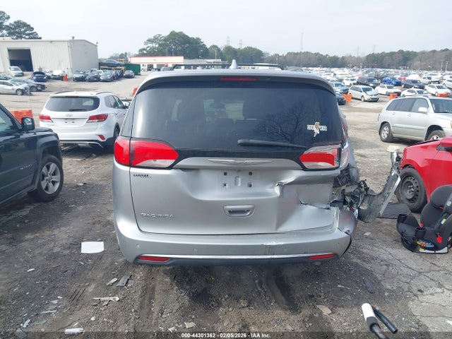 44301362 :رقم المزاد ، 2C4RC1BG5HR654511 vin ، 2017 Chrysler Pacifica Touring-l مزاد بيع