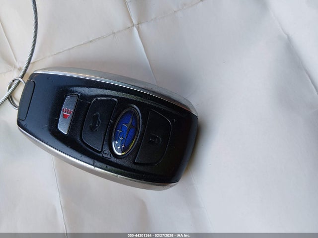 44301364 :رقم المزاد ، 4S4BSETC8K3207898 vin ، 2019 Subaru Outback 3.6r Touring مزاد بيع