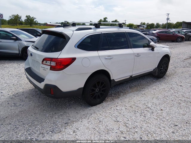 44301364 :رقم المزاد ، 4S4BSETC8K3207898 vin ، 2019 Subaru Outback 3.6r Touring مزاد بيع