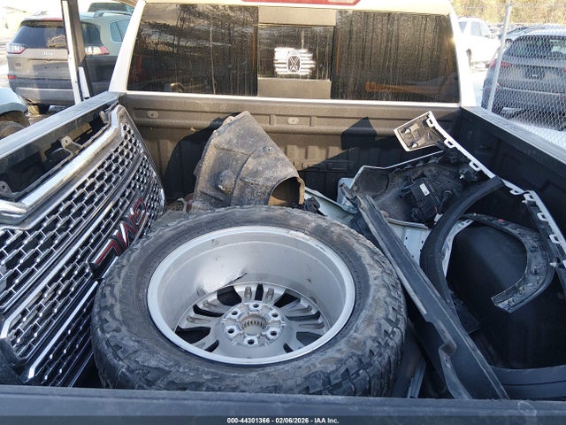 44301366 :رقم المزاد ، 3GTU9FET7LG220264 vin ، 2020 Gmc Sierra 1500 4wd  Short Box Denali مزاد بيع