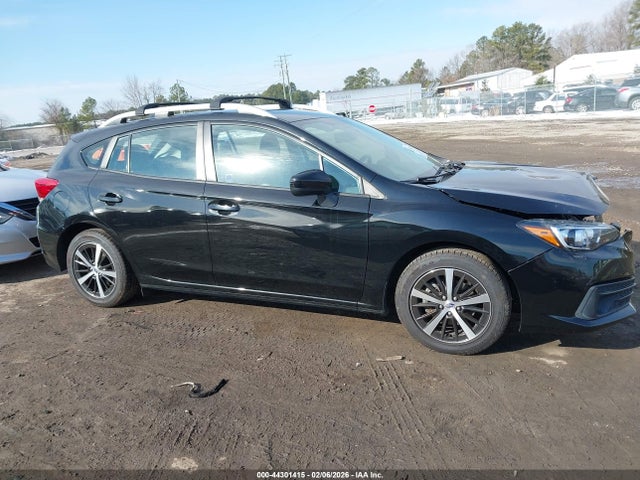 4S3GTAV65M3710413 Subaru Impreza Premium 5-door
