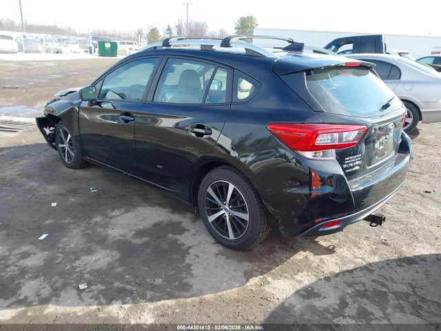 4S3GTAV65M3710413 Subaru Impreza Premium 5-door