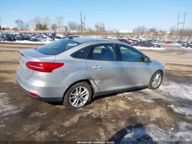 1FADP3F25GL303121 Ford FOCUS SE