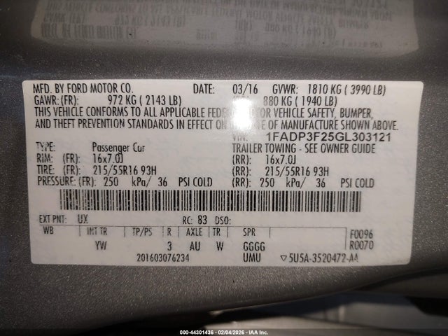 1FADP3F25GL303121 Ford FOCUS SE