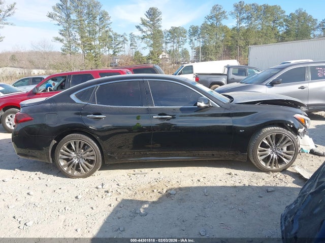 44301518 :رقم المزاد ، JN1BY1AR0KM585679 vin ، 2019 Infiniti Q70 3.7x Luxe مزاد بيع
