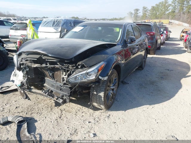 44301518 :رقم المزاد ، JN1BY1AR0KM585679 vin ، 2019 Infiniti Q70 3.7x Luxe مزاد بيع