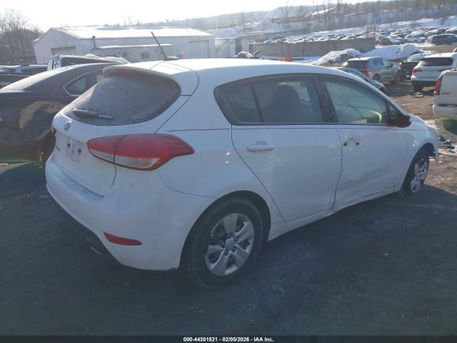 Продажа на аукционе авто 2017 Kia Forte Lx, vin: KNAFK5A82H5702516, номер лота: 44301521