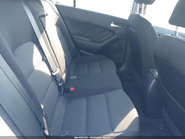 Продажа на аукционе авто 2017 Kia Forte Lx, vin: KNAFK5A82H5702516, номер лота: 44301521