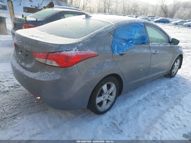 2013 Hyundai Elantra Gls მანქანა იყიდება აუქციონზე, vin: 5NPDH4AE7DH243258, აუქციონის ნომერი: 44301568