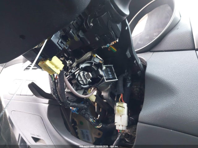 2013 Hyundai Elantra Gls მანქანა იყიდება აუქციონზე, vin: 5NPDH4AE7DH243258, აუქციონის ნომერი: 44301568