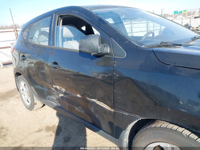 2011 Hyundai Tucson Gl მანქანა იყიდება აუქციონზე, vin: KM8JT3AB4BU145885, აუქციონის ნომერი: 44301571