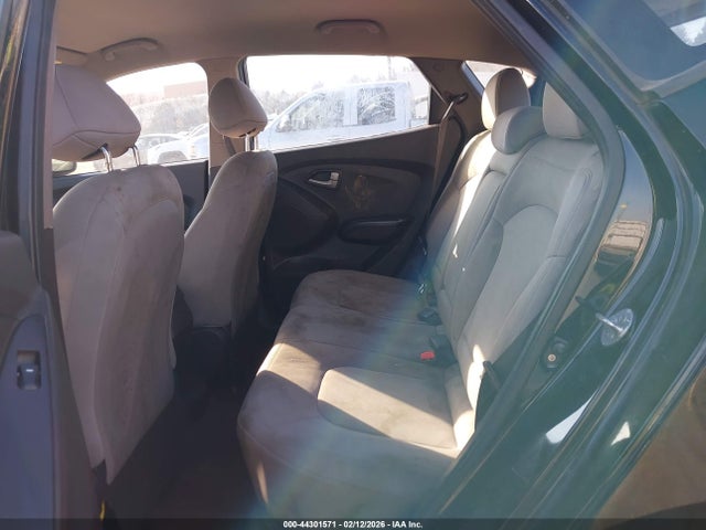 2011 Hyundai Tucson Gl მანქანა იყიდება აუქციონზე, vin: KM8JT3AB4BU145885, აუქციონის ნომერი: 44301571