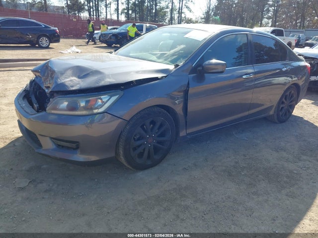 Продажа на аукционе авто 2015 Honda Accord Sport, vin: 1HGCR2F51FA003530, номер лота: 44301573