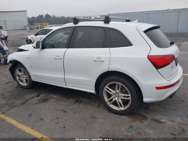 2014 AUDI Q5 WA1DGAFP5EA059158 Photo 2