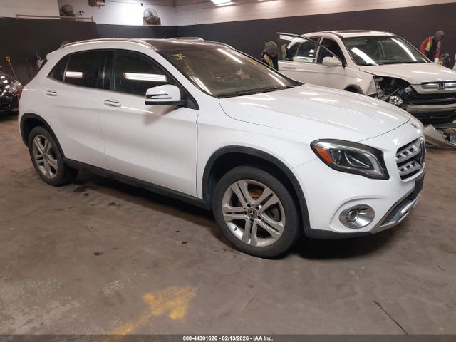 2018 MERCEDES-BENZ GLA 250 WDCTG4GB7JJ520063