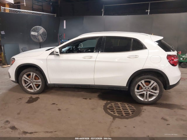 Aukcja sprzedaży 2018 Mercedes-benz Gla 250 4matic, vin: WDCTG4GB7JJ520063, numer aukcji: 44301626