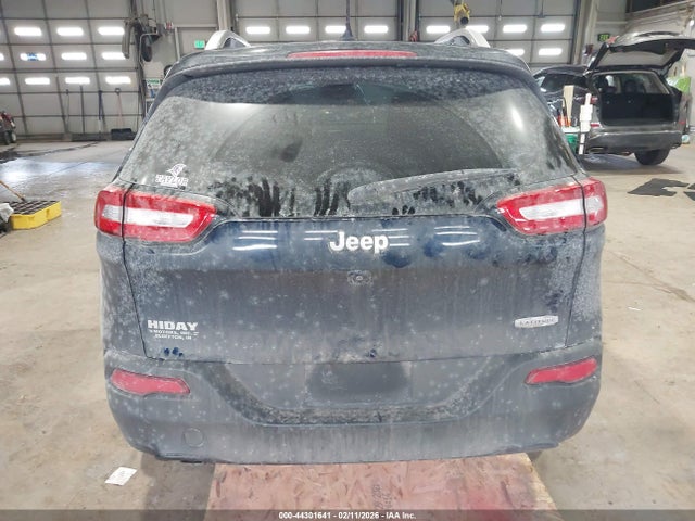 Jeep Cherokee Latitude 2016 1C4PJLCB8GW324573 Image 16