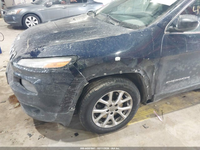Jeep Cherokee Latitude 2016 1C4PJLCB8GW324573 Image 6