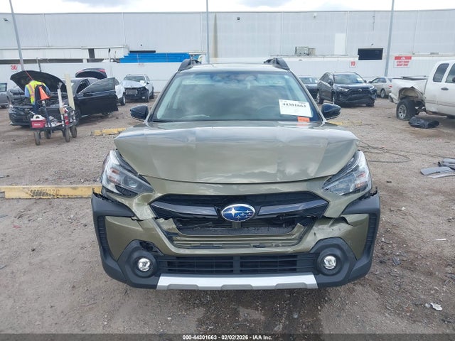4S4BTANC2P3215800 Subaru Outback Limited