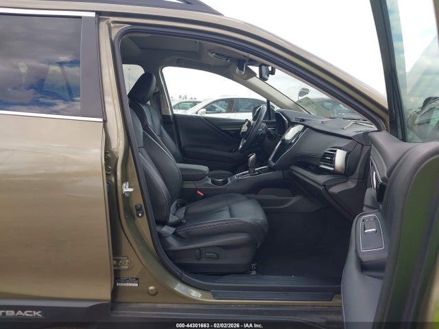 4S4BTANC2P3215800 Subaru Outback Limited