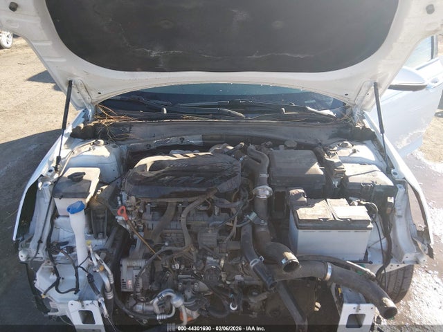 5XXGV4L25GG035081 KIA Optima Sxl Turbo