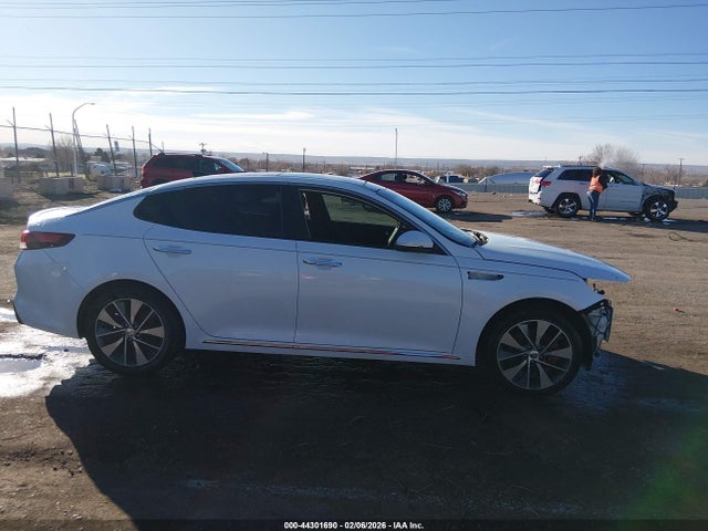 5XXGV4L25GG035081 KIA Optima Sxl Turbo