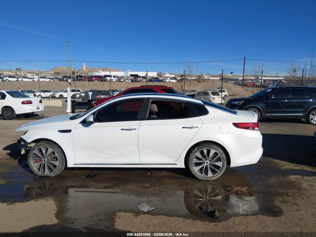 5XXGV4L25GG035081 KIA Optima Sxl Turbo