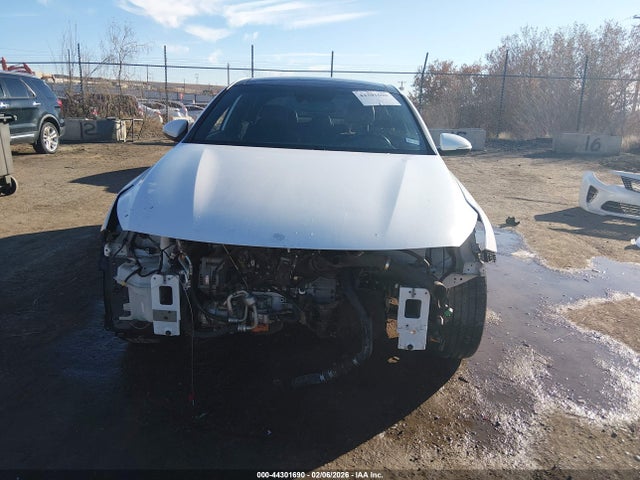 5XXGV4L25GG035081 KIA Optima Sxl Turbo
