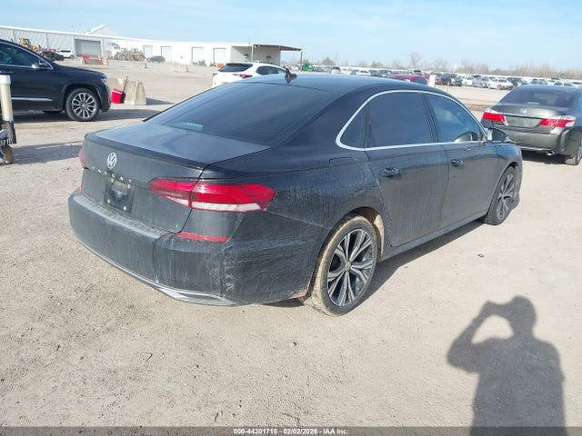 2022 VOLKSWAGEN PASSAT 1VWSA7A36NC003124 Photo 3