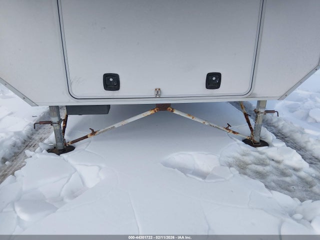 2012 Open Range Rv 5th Wheel მანქანა იყიდება აუქციონზე, vin: 5XMFE3927C5008027, აუქციონის ნომერი: 44301722