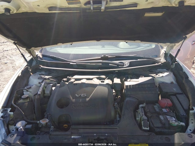 1N4AA6AP4JC409897 Nissan Maxima 3.5 S
