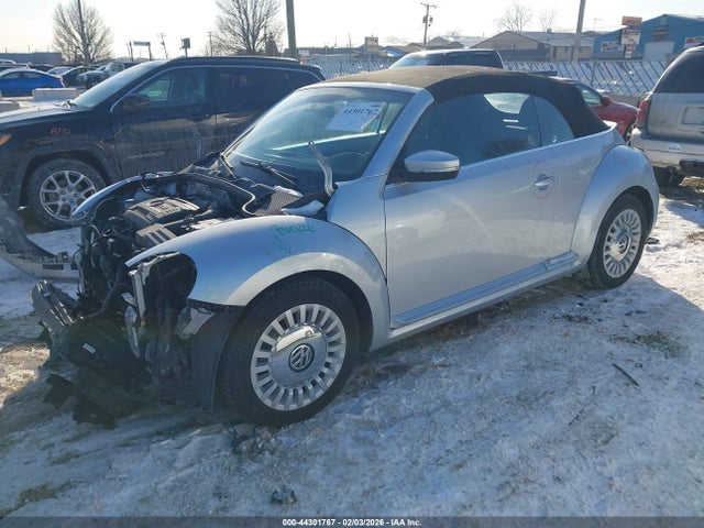 Продаж на аукціоні авто 2015 Volkswagen Beetle 1.8t, vin: 3VW517AT5FM812112, номер лоту: 44301767