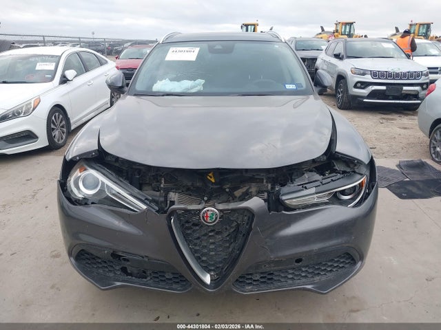 Продажа на аукционе авто 2021 Alfa Romeo Stelvio Ti Awd, vin: ZASPAKBN4M7D18739, номер лота: 44301804